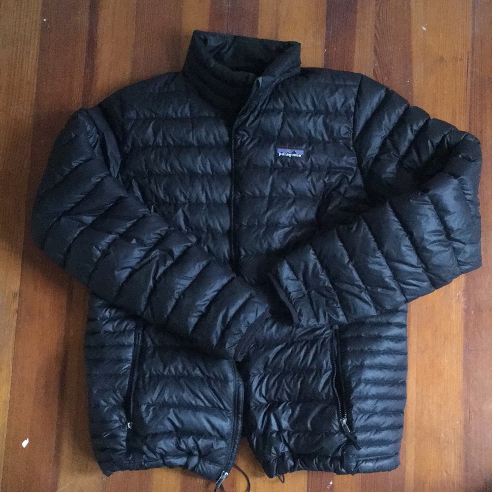 Patagonia puffer down jacket